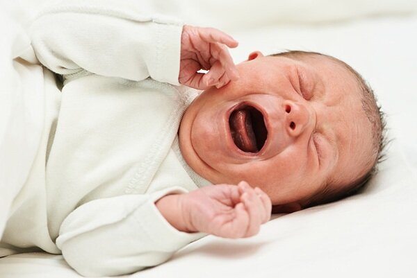 Симптомы коликов у новорожденных